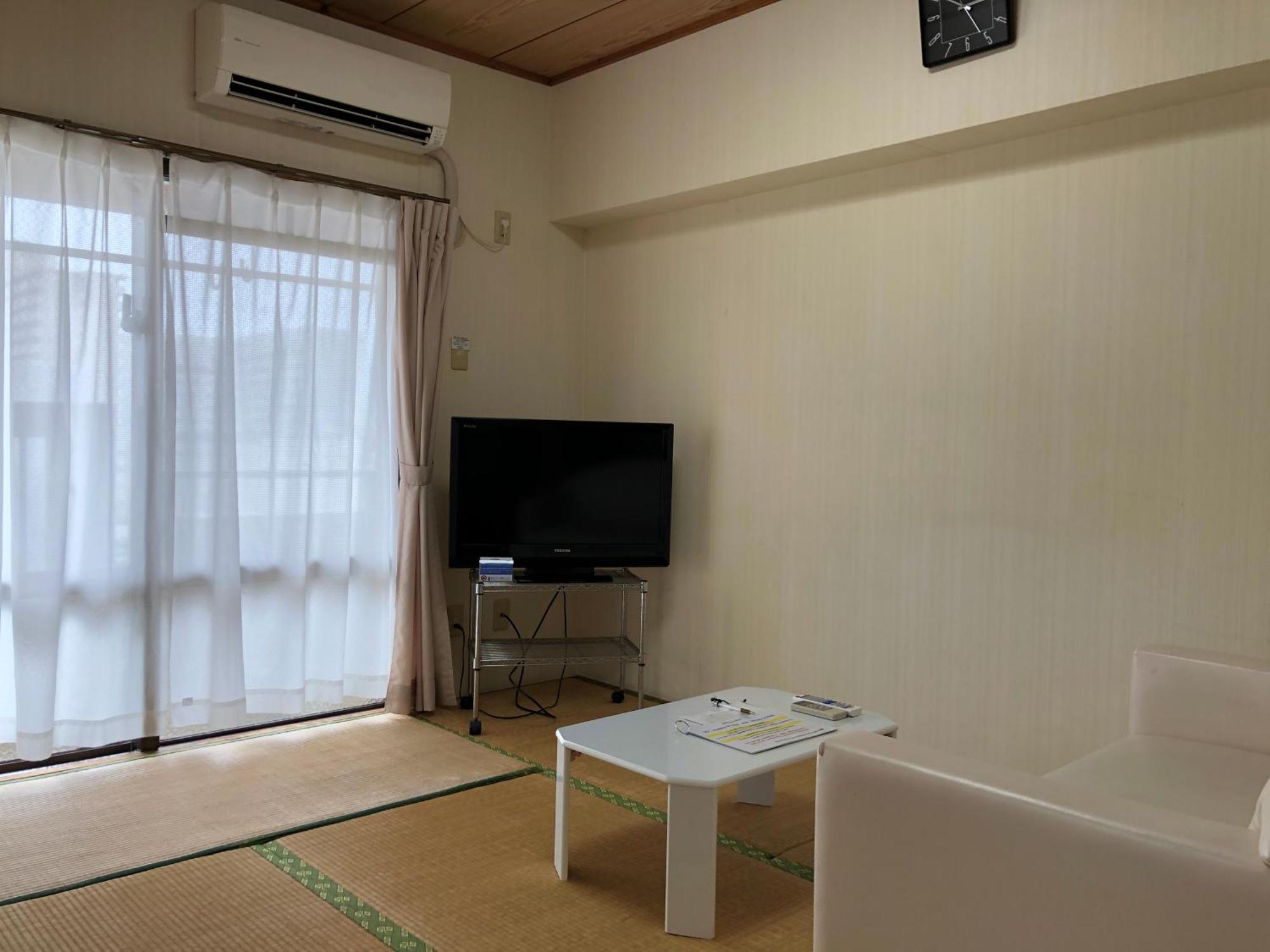 Weekly Harbourview Mansion Main Building Apartment Наха Екстериор снимка